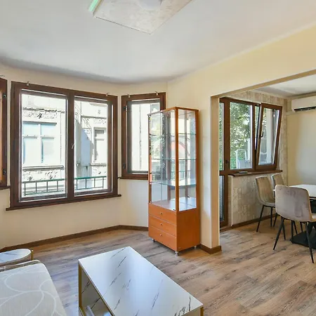 Super 2 Bedroom With Ac Varna